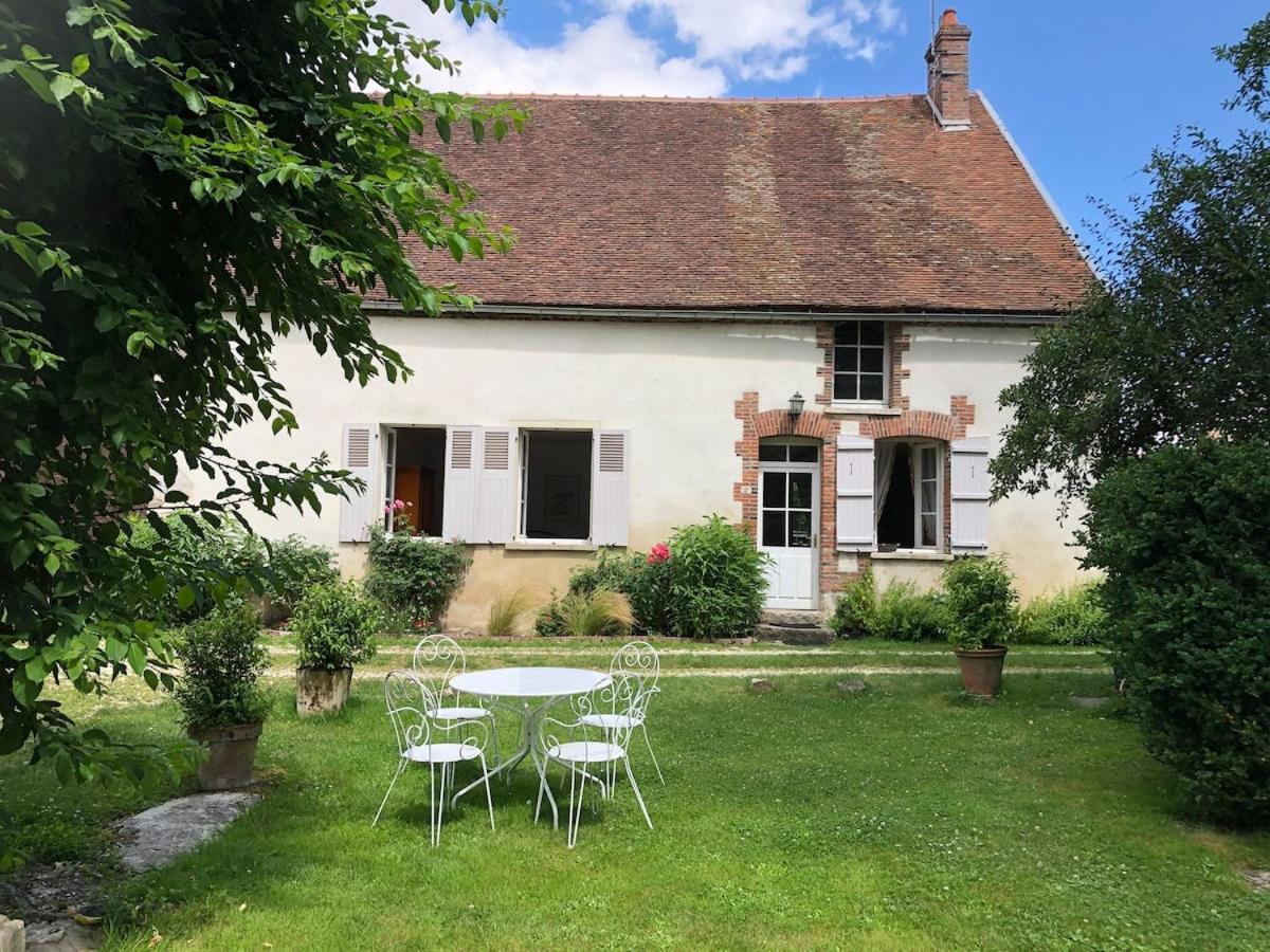 Villa 4 Impasse de la Bataillerie à Oyes Extérieur photo